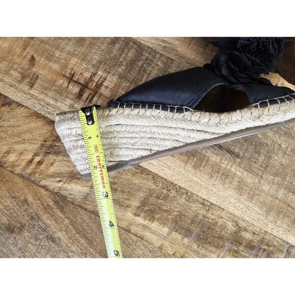 Life Stride Black Wedge Slide Canvas Sandals in Box Women's Size 7 M EUC - Picture 10 of 11